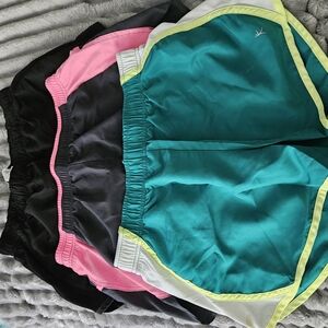 Danskin Now Shorts Lightweight Elastic Waist (Set of 3)